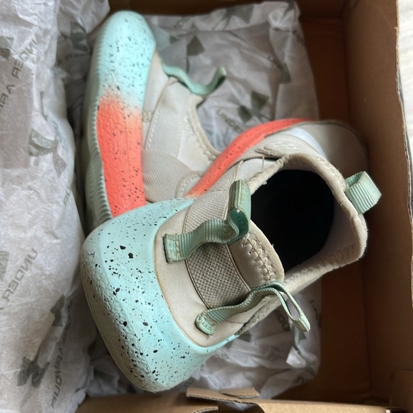 Girl’s Under Armour GPS Runplay Fade sneakers size 13K - Picture 5 of 8